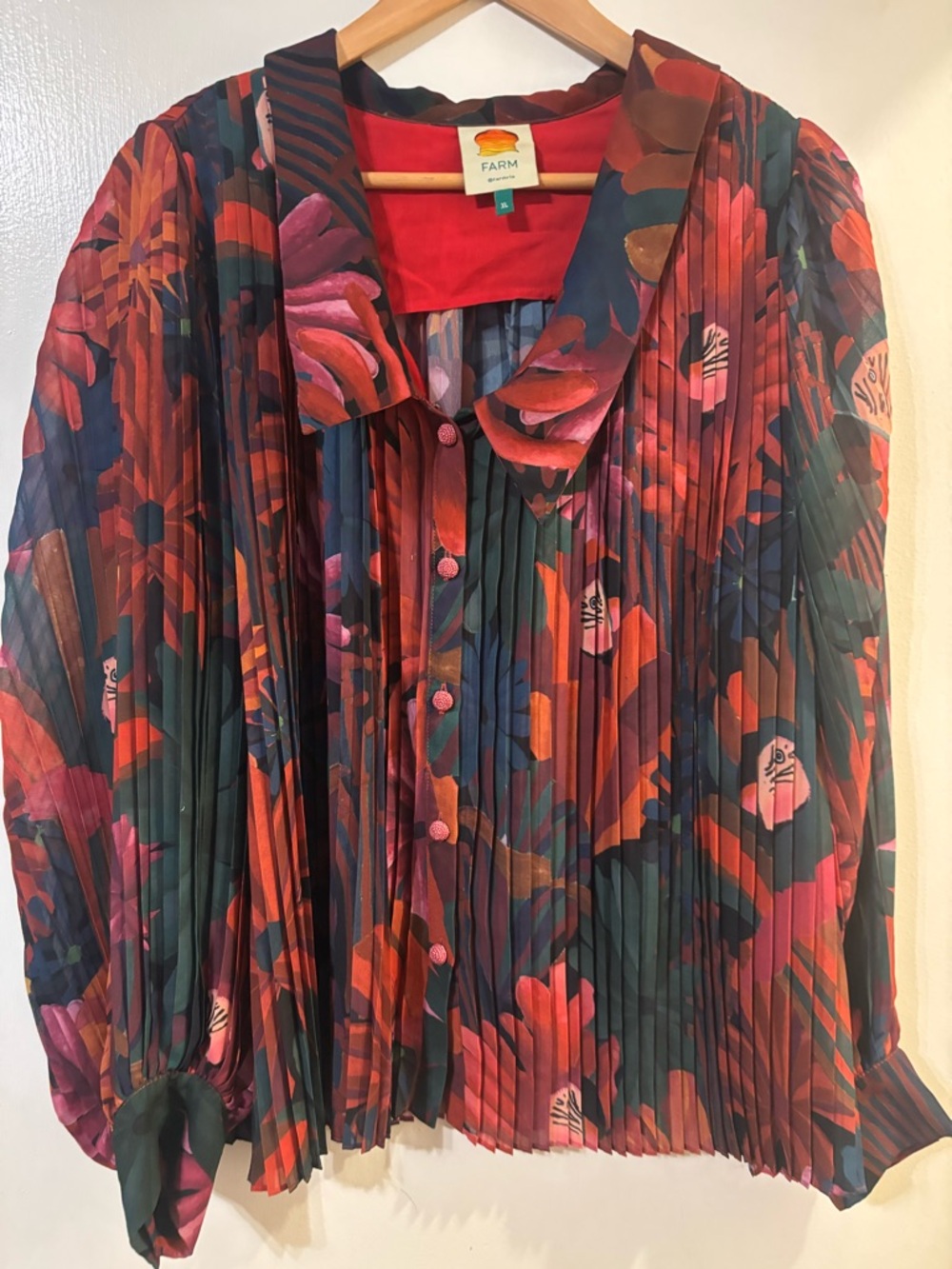 FARM Rio Multicolor Floral Pleated Button-Front Blouse